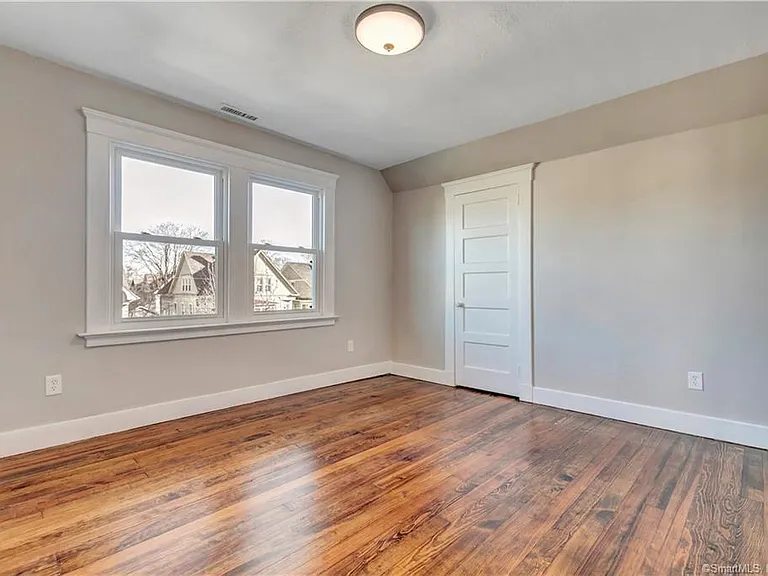 22 Hubinger St #3 — Photo 8