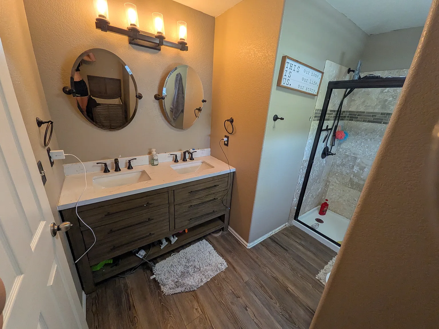 5 bed, 2792 sqft, $3,300 — Photo 4