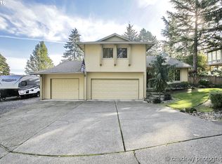 7732 Blinkhorn Way, Gladstone, OR