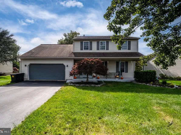 4550 Hillside Rd, Reading, PA 19606