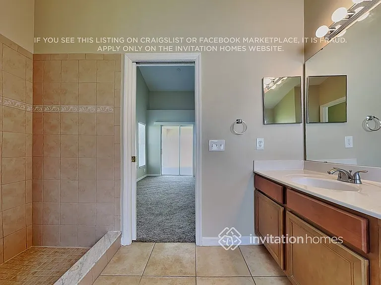 1260 Creekview Ct — Photo 8