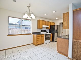 3408 W Chestnut St, Rogers, AR 72756