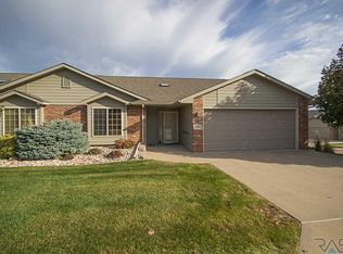 2300 W Brook Haven Pl, Sioux Falls, SD 57108
