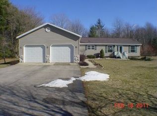 6645 Oak Rd, Vassar, MI 48768