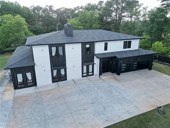 3rd image of 1670 Old Atlanta Rd
