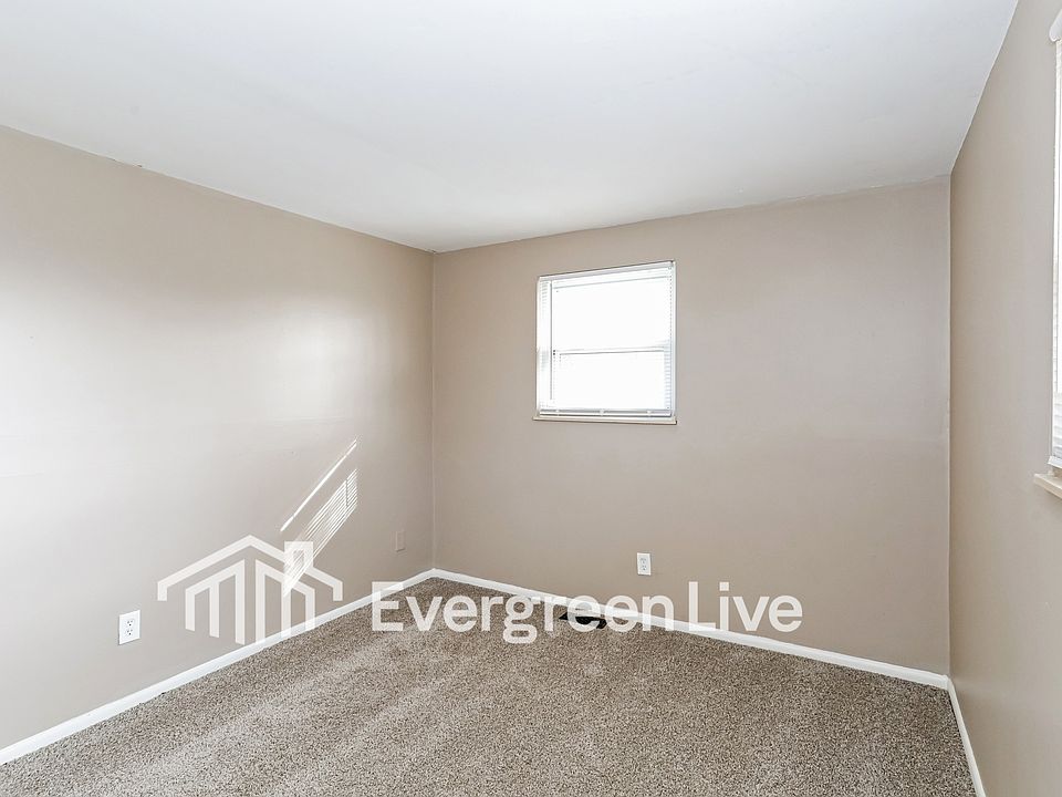 1st image of 951 Harkin Dr