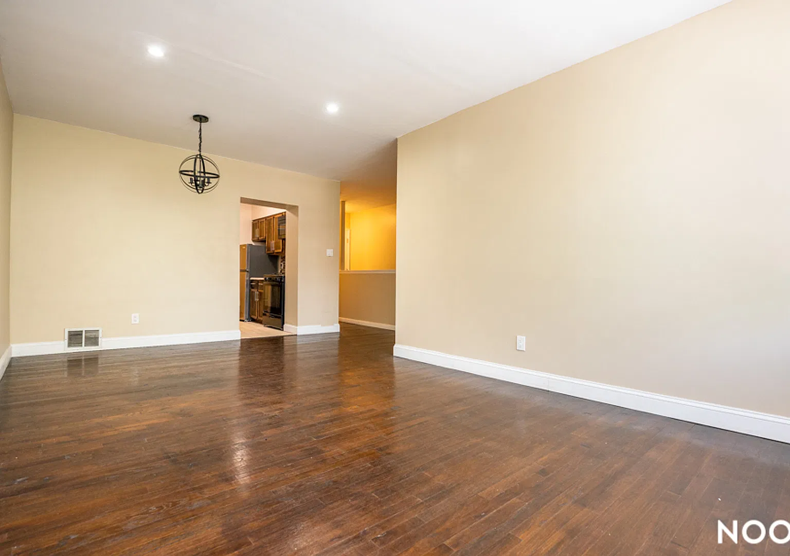 152A Saratoga Avenue — Photo 2