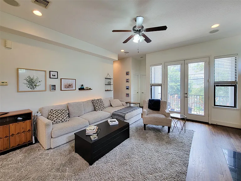403 Jackson Hill St — Photo 22