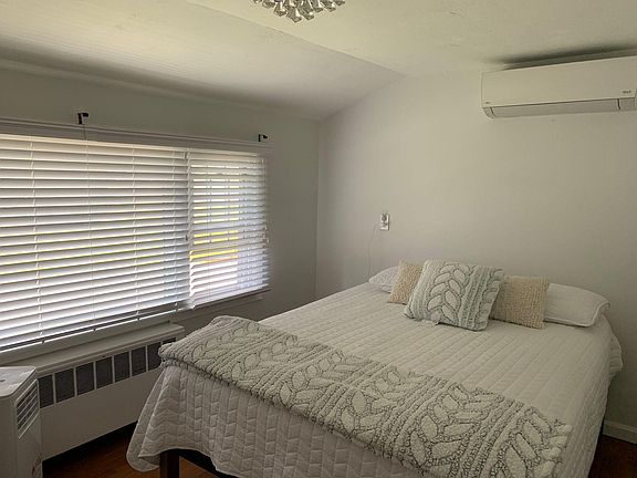 5th image of 39 Ball Park Ln