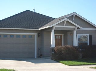 742 S Haskell St, Central Pt, OR 97502