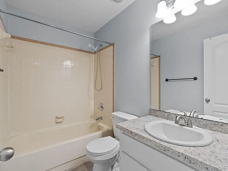 519 Matthew St — Photo 23