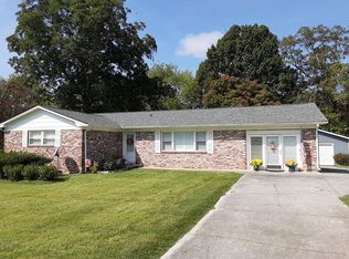 6121 Clayberry Dr, Knoxville, TN 37931