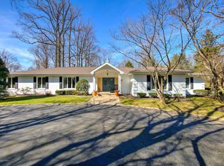 6 Post Rd, Rumson, NJ 07760