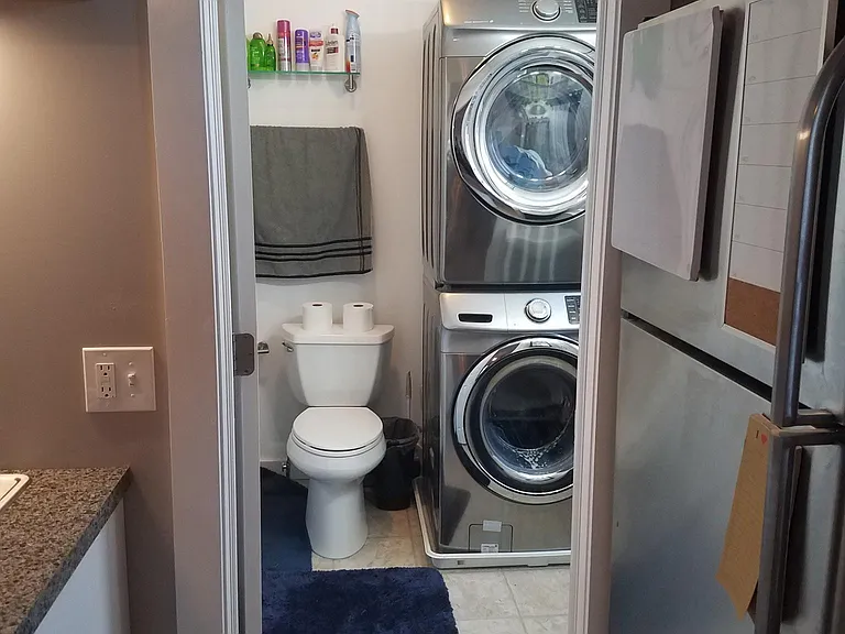 21 E Montgomery St — Photo 10