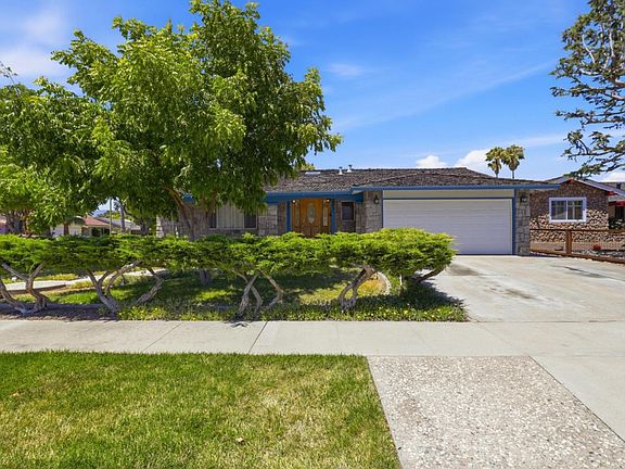 3rd image of 5897 Erskine Ct