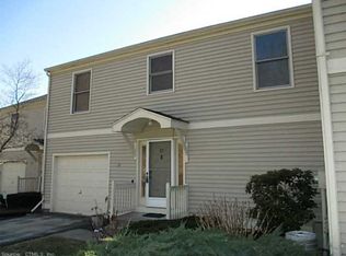 37 Tamarack Dr, Bloomfield, CT 06002
