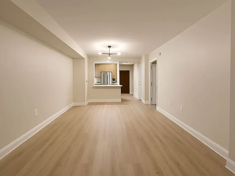 11760 Sunrise Valley Dr #710 — Photo 2