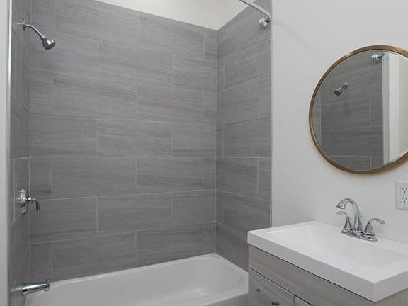 4th image of 3229 Kennedy Blvd #1R