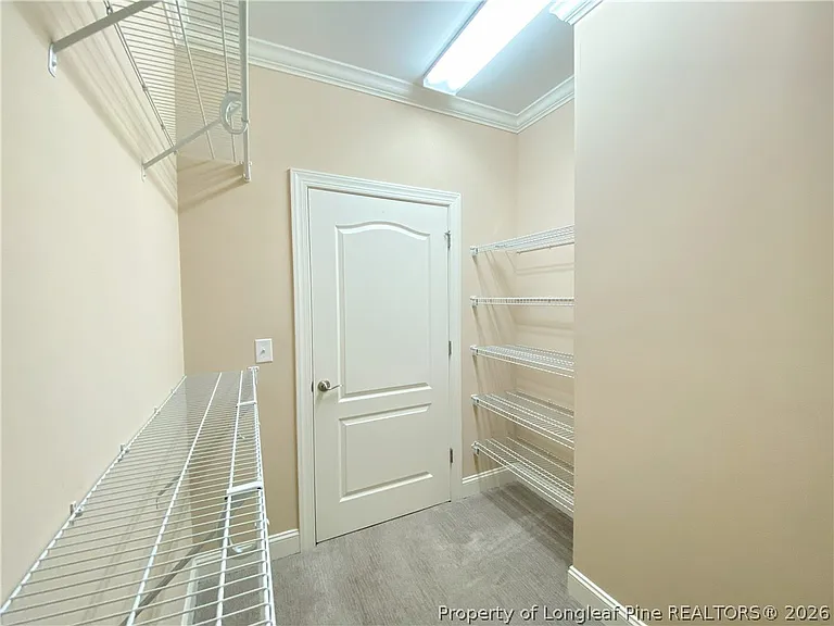 411 Gallery Dr #201 — Photo 18