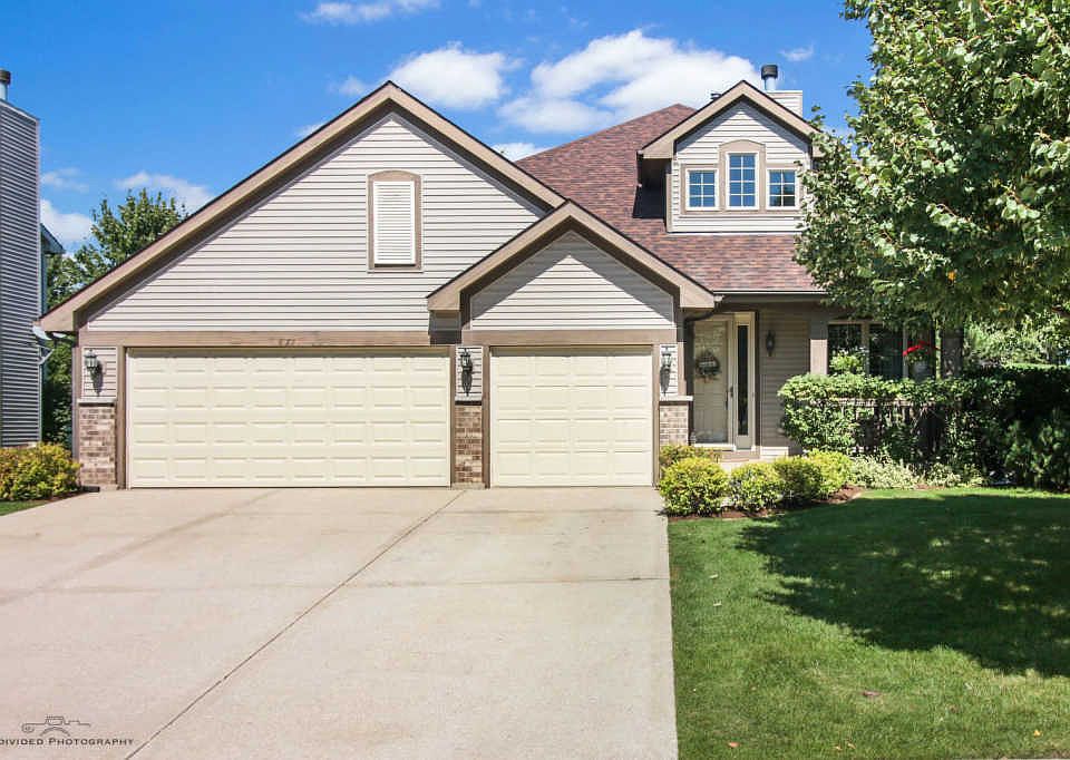 1st image of 877 Deer Path Dr