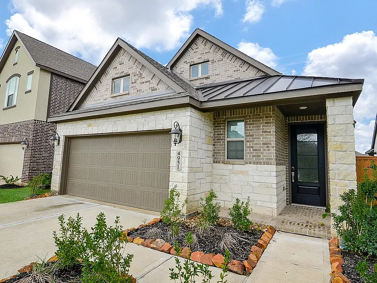 4951 Sand Clouds Dr — Photo 3