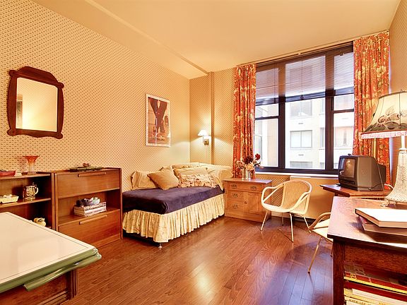 5th image of 2 S End Ave APT 3E