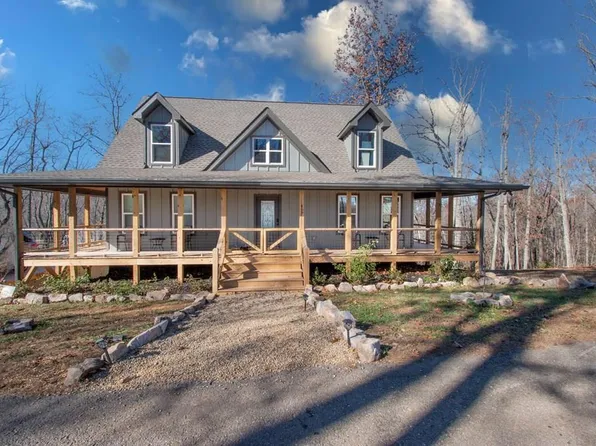 469 Caldwell Rd, Brasstown, NC 28902