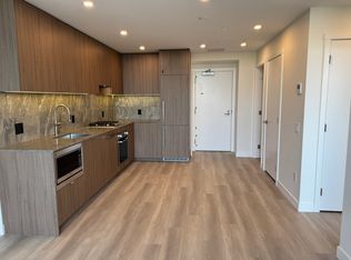 626 Claremont St #1403, Coquitlam, BC