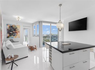 92 SW 3rd St APT 4206, Miami, FL 33130