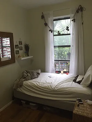 Rented by AJ Clarke | media 36