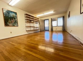 1014 Kapahulu Ave APT 220, Honolulu, HI 96816