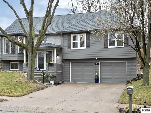 761 N 153rd Ave, Omaha, NE 68154