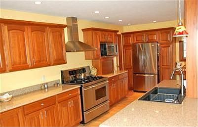 3rd image of 20755 Brandywine Dr