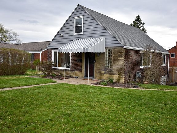4th image of 1211 Greentree Rd