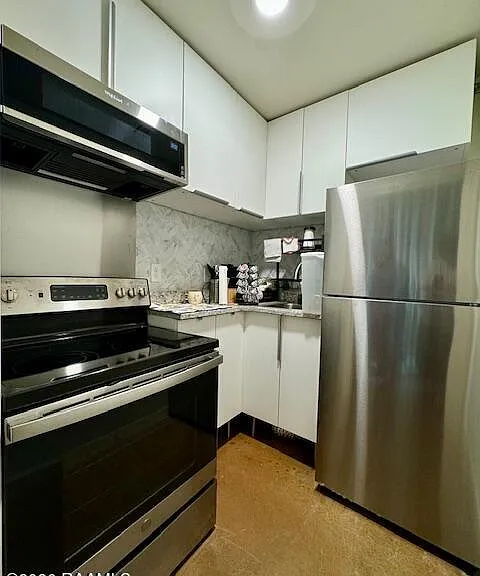 108 Nouveau Ln — Photo 3
