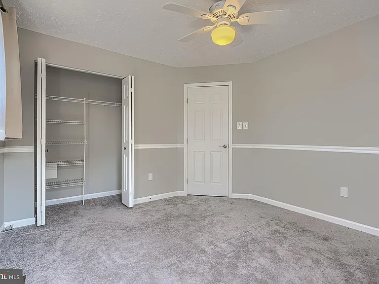 8301 Whitebark Ct — Photo 37