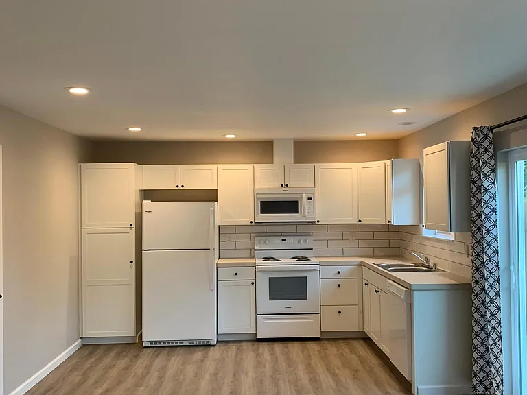 419 NW 5th Ave #B — Photo 10