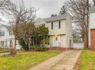 1163 Haselton Rd, Cleveland Heights, OH 44121