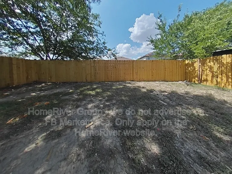 9871 Menard Cir — Photo 19