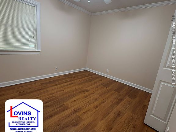 3rd image of 409 Green St