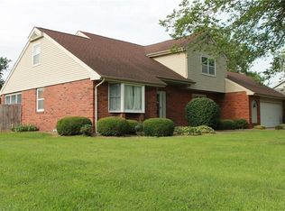111 Cardinal Dr E, Seymour, IN 47274