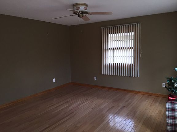 3rd image of 1707 Galilee Ave