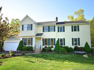 51 Chelsea Rdg, Vernon, CT 06066