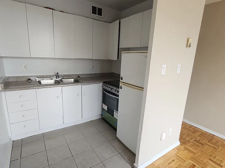 470 Sentinel Rd — Photo 25