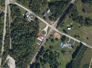 63 Hackett Rd, Auburn, ME 04210