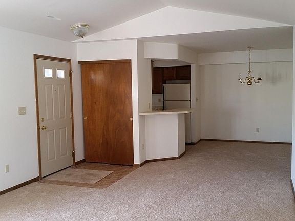 4th image of 6981 N Lincolnshire Cir #6981