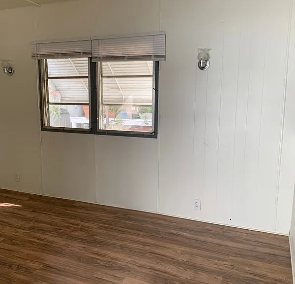 815 Tomah Ave #8 — Photo 8