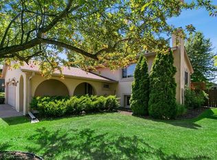 7041 Crest Dr N, Maple Grove, MN 55311