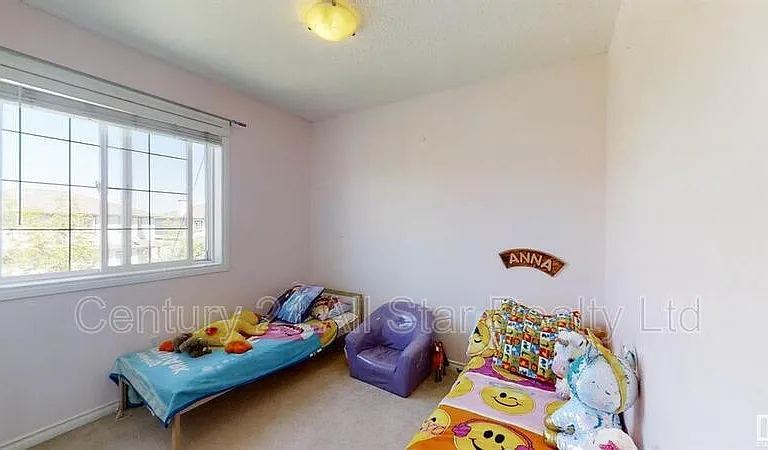 415 Aster Close — Photo 16