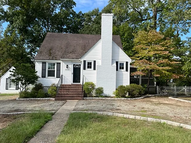 3 bed, 1401 sqft, $2,295 — Photo 2
